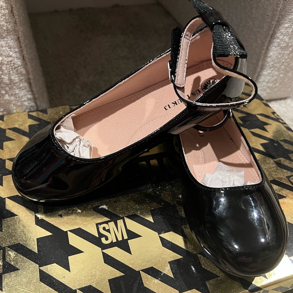 Black Patent Leather Kids Shoes